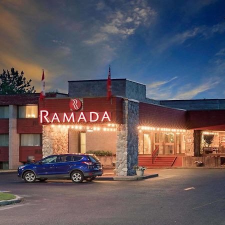 Ramada By Wyndham Pinewood Park Resort North Bay Exterior foto